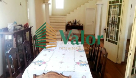 Casa à venda com 4 quartos, sendo 3 suítes,  em Jardim Macarengo, São Carlos, SP