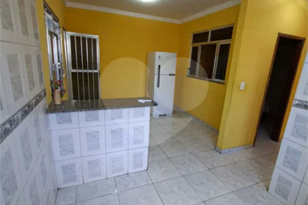 CASA Á VENDA EM SANTÍSSIMO ,ESTRADA DA POSSE ..