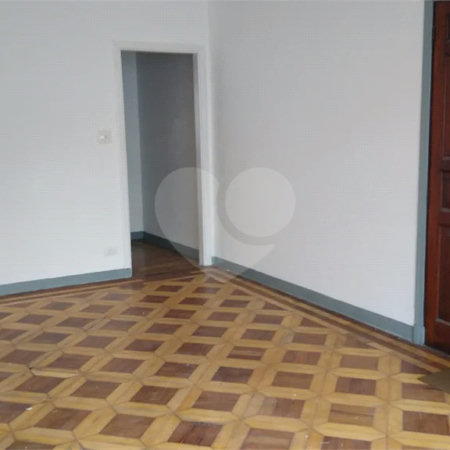 Sobrado a Venda na Mooca, com 248 m²