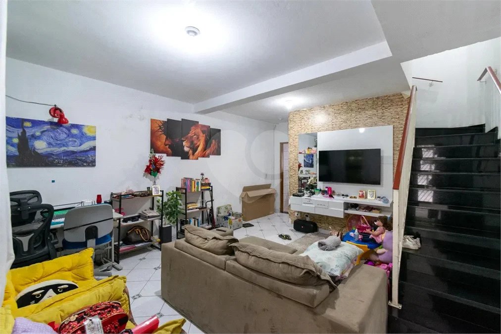 Casa à venda com 177m², 3 quartos e 2 vagas