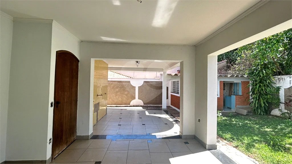 Venda Casa com 4 Dormitórios no Parque Santa Cecília