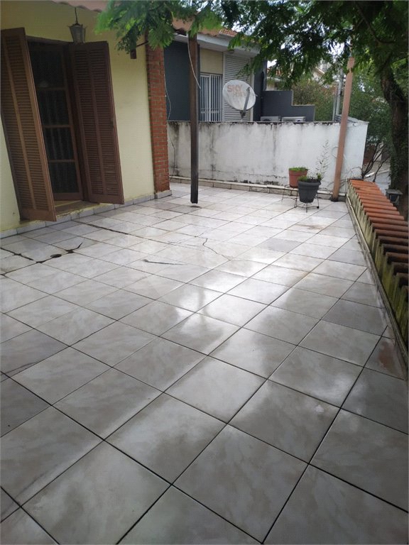 Sobrado à venda no Planalto Paulista de 232 metros quadrado com 3 suítes e 3 vagas.