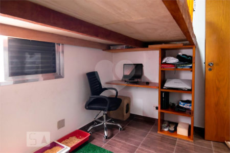 Casa à venda com 3 quartos, sendo 2 suítes, em Jardim Prudência, São Paulo, SP