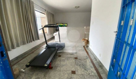 Casa à venda ou para alugar com 4 quartos, sendo 1 suíte, em Jardim Nossa Senhora do Carmo, São Paulo, SP