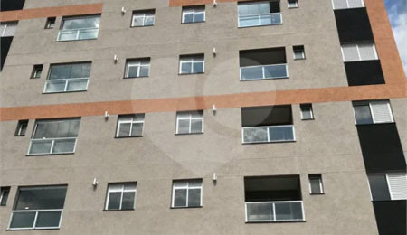 Apartamento à venda com 2 quartos, sendo 1 suíte,  em Jardim Santa Paula, São Carlos, SP
