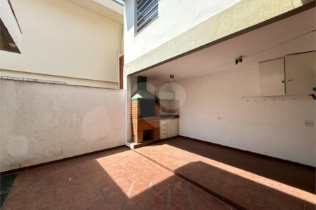 Sobrado à venda com 3 quartos, sendo 1 suíte, em Campo Belo, São Paulo, SP