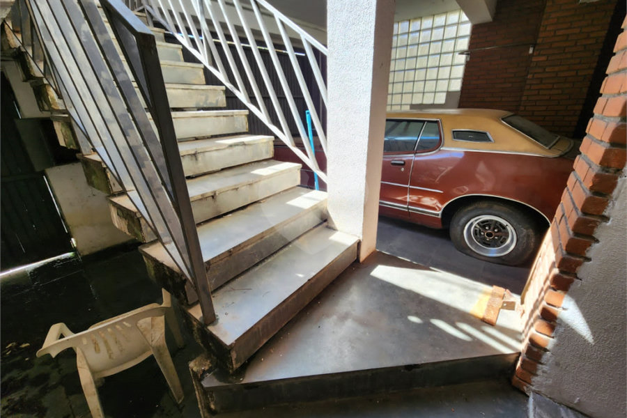 Sobrado, a venda, com 3 suítes, 7 vagas de garagem e salão de festas - Vila Aurora / SP