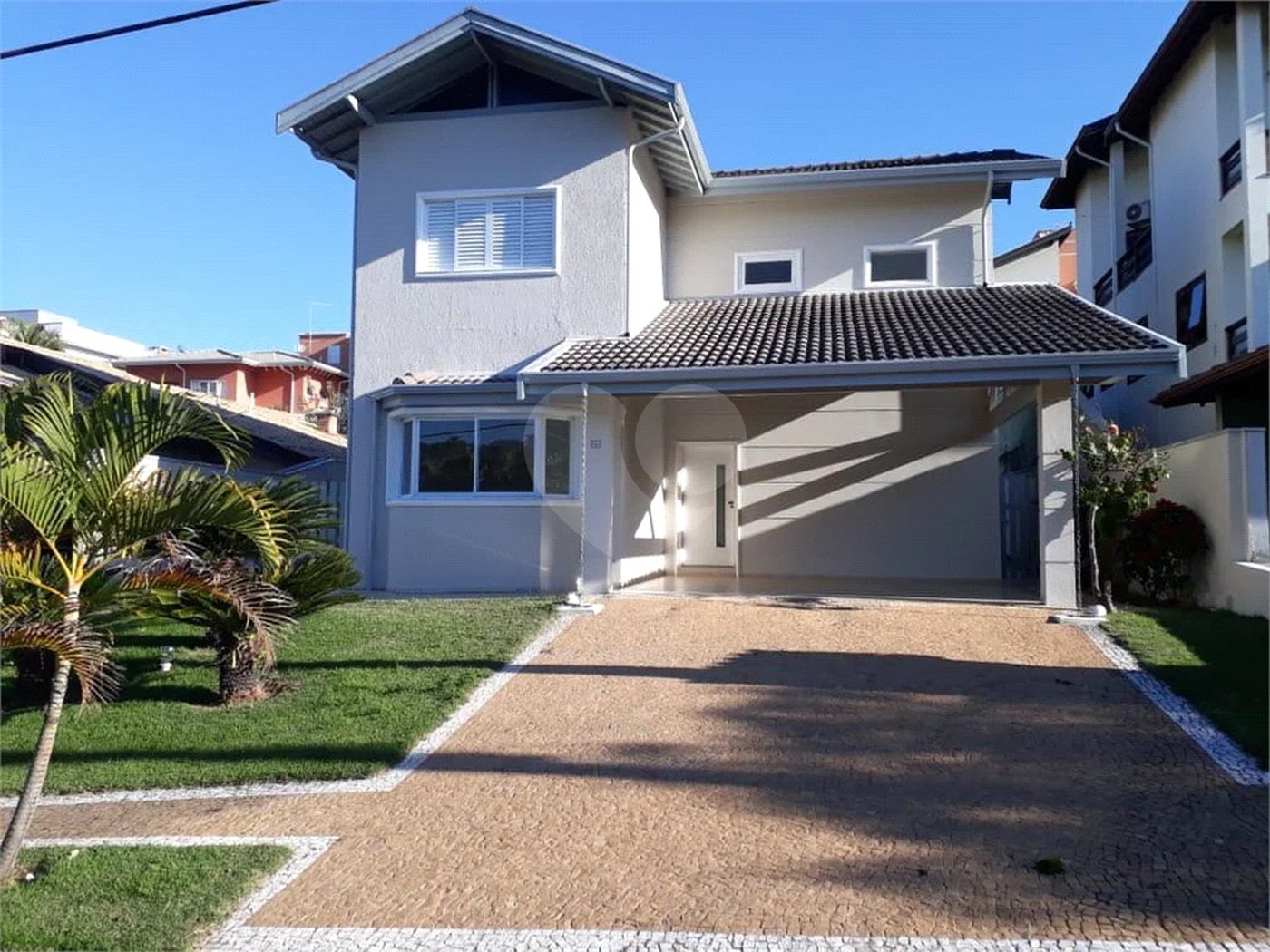 Sobrado à venda com 3 quartos, sendo 1 suíte,  em Condomínio Residencial Terras do Caribe, Valinhos, SP
