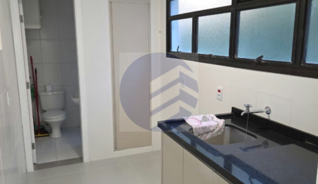Apartamento à venda com 3 quartos, sendo 1 suíte, em Vila Andrade, São Paulo - SP
