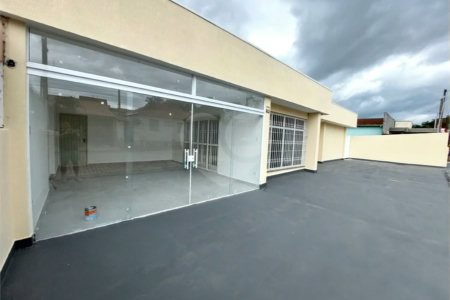 Casa Comercial Estratégico no Centro de Atibaia – Locação ou Venda