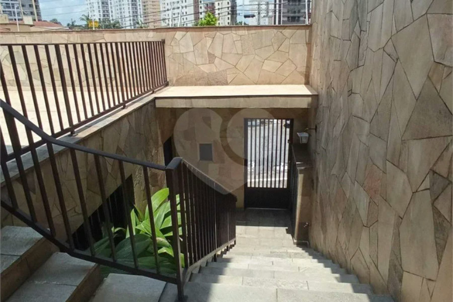 Casa à venda com 3 quartos, sendo 1 suíte,  em Bosque da Saúde, São Paulo, SP