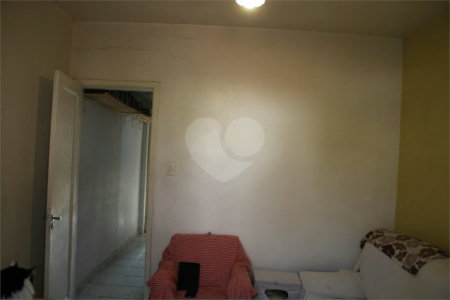 Casa com 122m² , 2 dormitórios , 1 vaga , à venda na Vila Clementino.