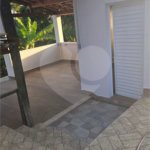 Indaiatuba- condominio Vale das Laranjeiras - Itaici - Terreno 3040,00 ms- construida 220ms - 3 dormitórios, sendo 2 suítes e uma suíte master com closet, além de uma sala ampla com 3 ambientes, Cozinha planejada,, campo de futebol/vôlei, Area de lazer com piscina, espaço gourmet com churrasque