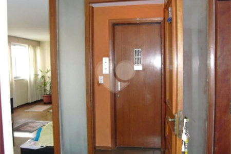 Apartamento à venda com 4 quartos, sendo 1 suíte, em Campo Belo, São Paulo, SP