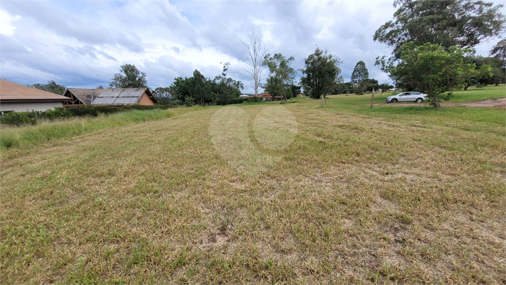 Loteamento Residencial no Condomínio Vila Pinhal do Broa.