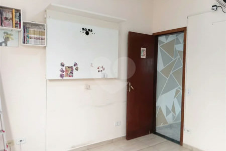 Casa térrea com 2 dormitórios à venda no Reneville, em Mairinque!