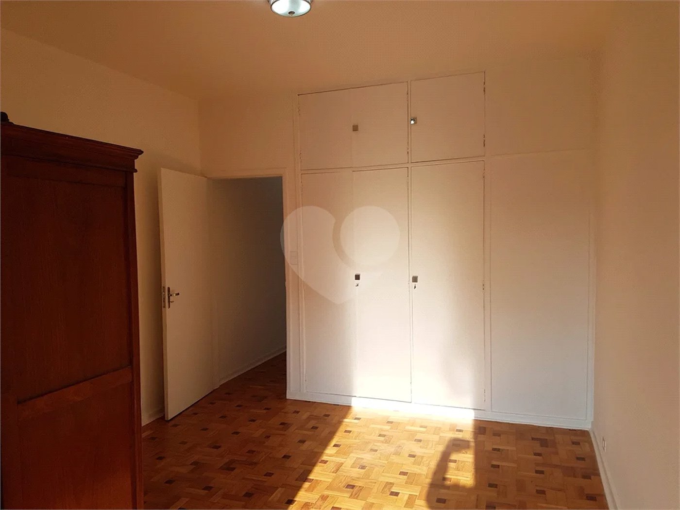 Sobrado à venda com 3 quartos, sendo 1 suíte, em Brooklin, São Paulo, SP