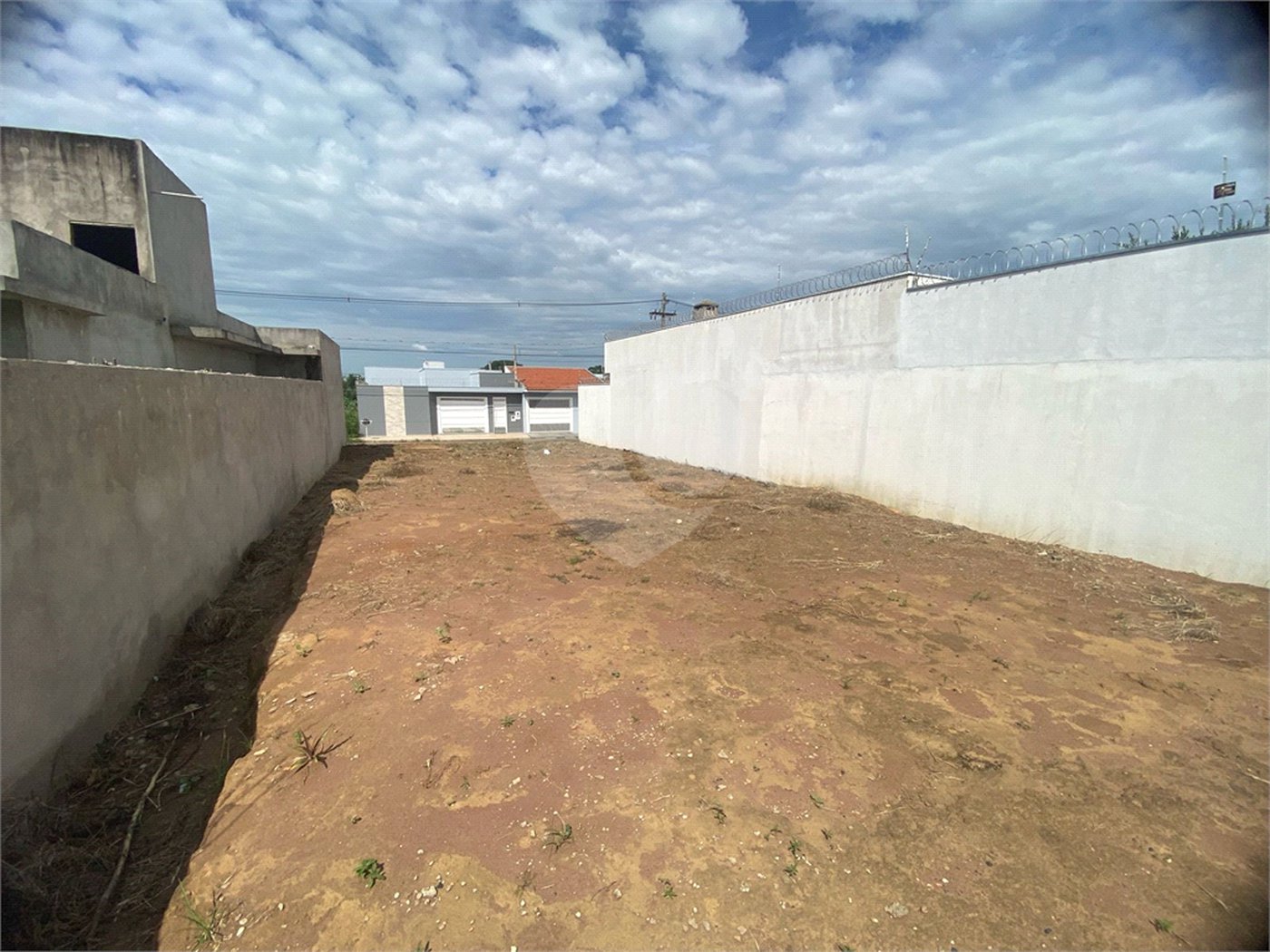 Terreno à Venda no Jardim Embaré - São Carlos