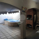 Casa térrea no Santa Felicia.