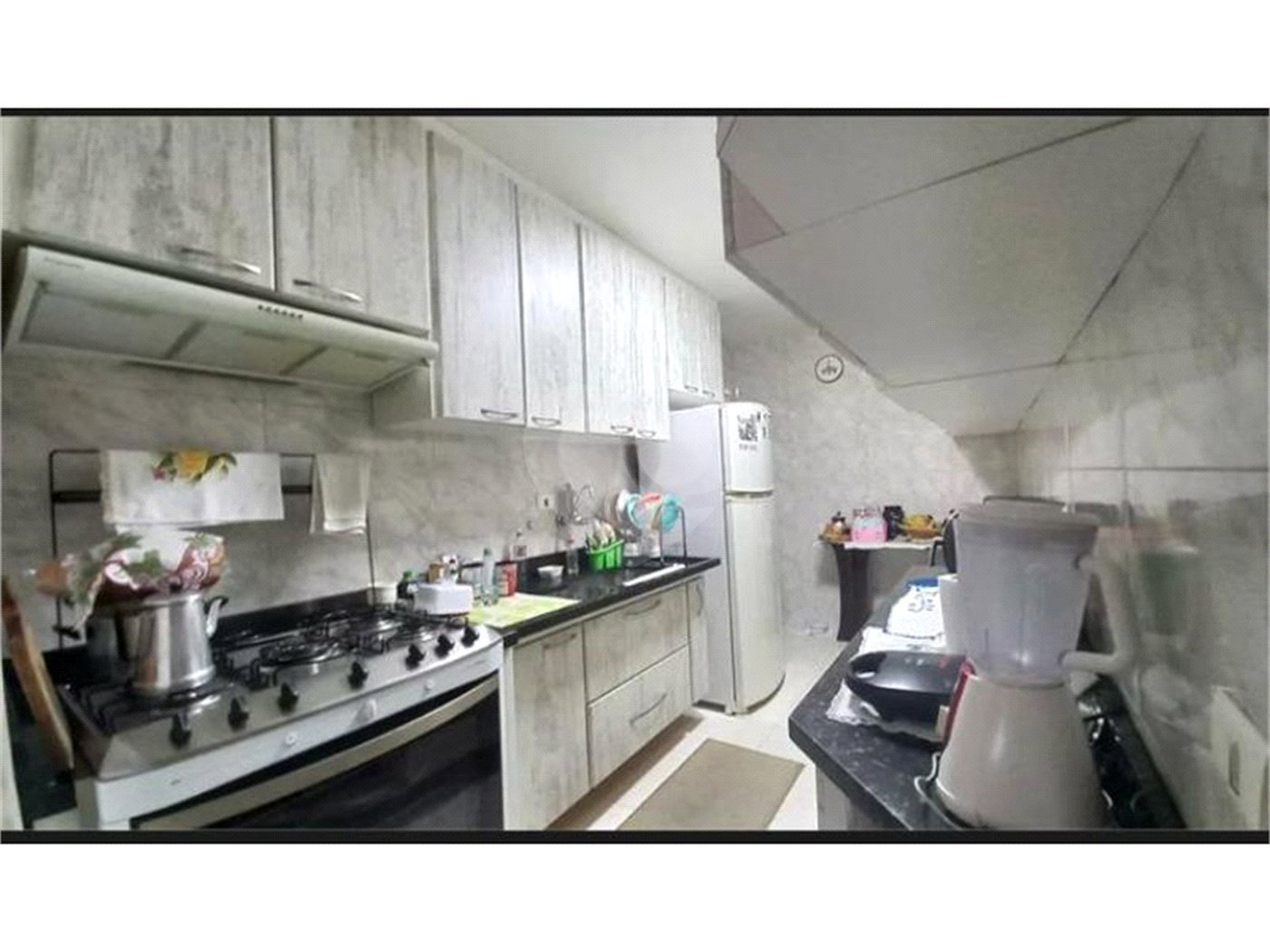 2 quartos e vaga de garagem