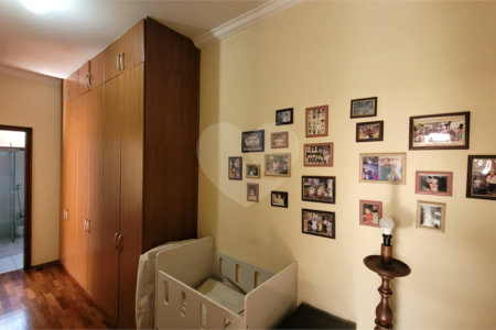 Casa em Condomínio, no Parque Sabará