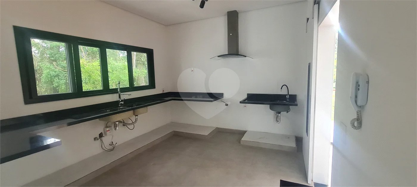 Casa à venda com 3 suítes no condomínio Alpes da Cantareira, Mairiporã - SP