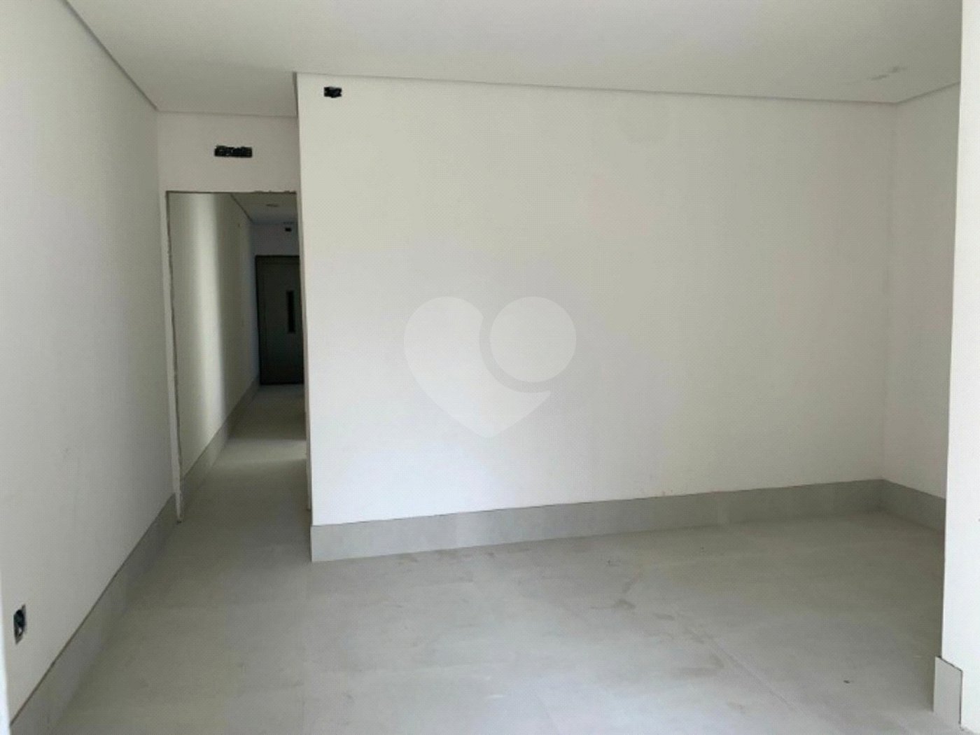 Sobrado novo , com 230m² , 3 suítes , 4 vagas de garagem , à venda no Jardim Bela Vista , em Santo André.