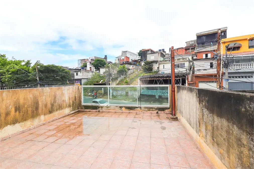 Casa com 100m², 3 dormitórios, 2 vagas, à venda em Itaquera