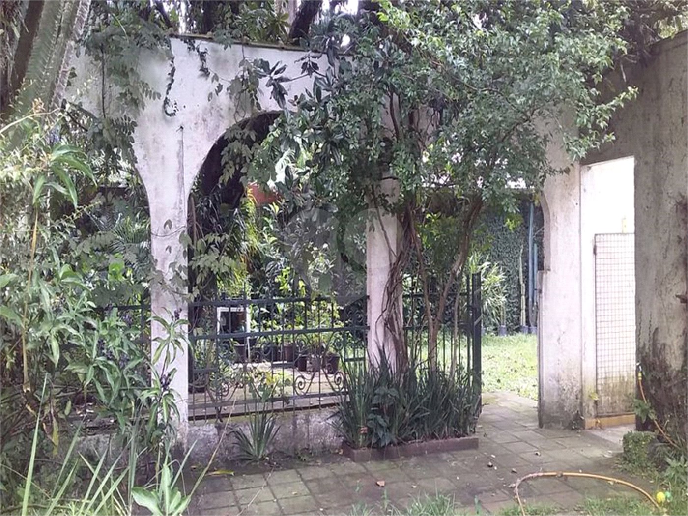 Casa Térrea à venda com 4 quartos, sendo 1 suíte, em Granja Julieta, São Paulo, SP