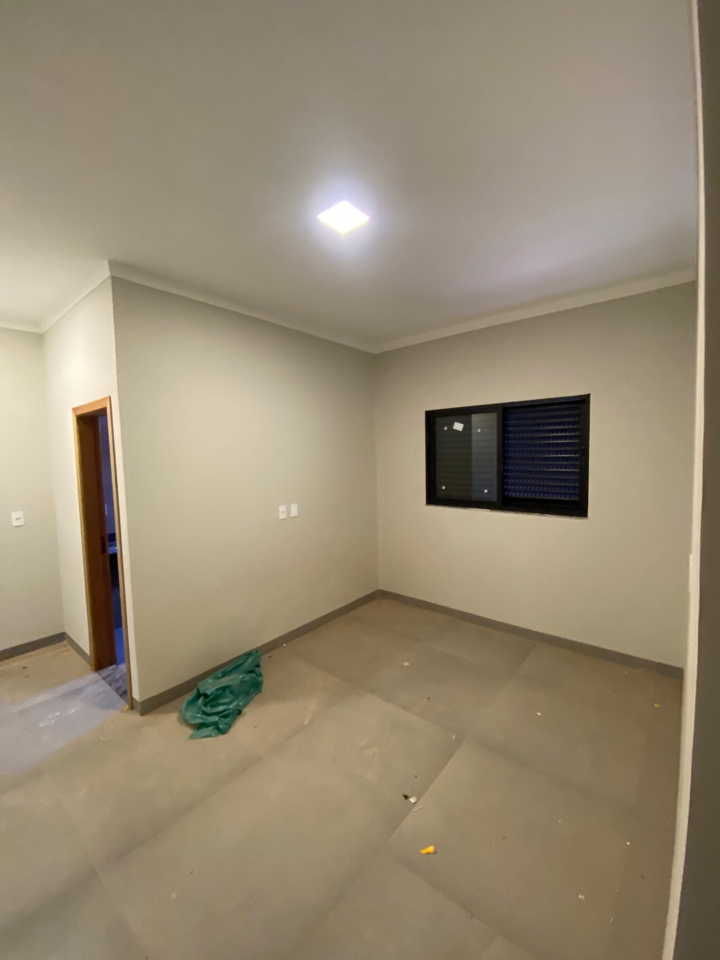 Casa à venda com 3 quartos, sendo 1 suíte,  em Bela Vista da Lagoa, Três Lagoas, MS