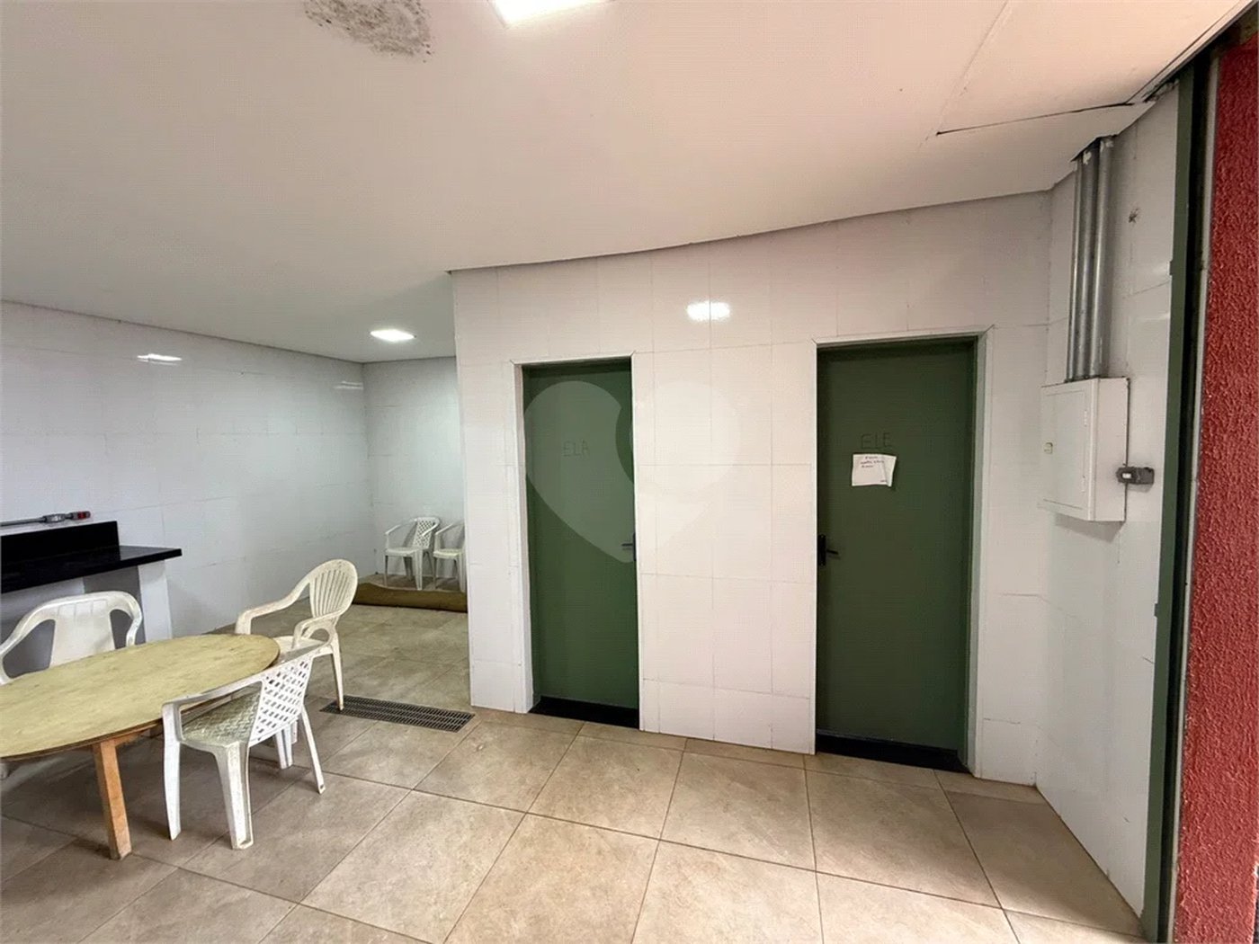 Chácara no Unileste, com espaço para eventos e cozinha industrial, na modalidade porteira fechada,