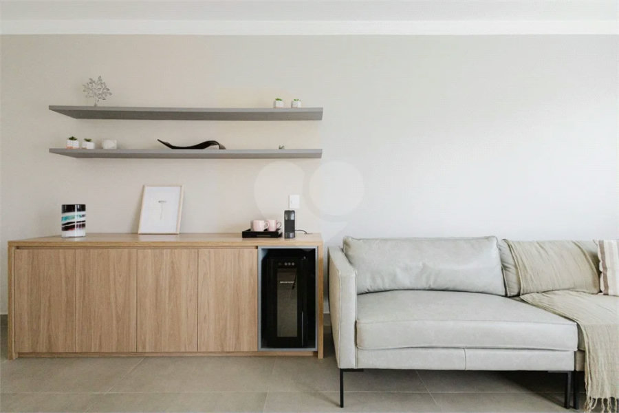 Apartamento à venda com 3 quartos, sendo 1 suíte, em Riviera de São Lourenço, Bertioga, SP