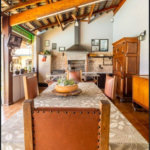 Casa com 6 Quartos e 8 banheiros à Venda, 1500 m² de Terreno em Atibaia/SP