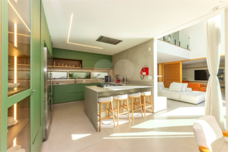 Casa à venda com 3 suítes no condomínio Lazuli, São Paulo - SP