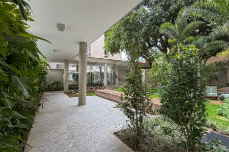Indaiatuba- Sp - Edificio Athmosfera- R$ 1.800.000,00 - andar alto - 130,00 ms de area util - 3 suites, lavabo, sala 2 ambientes, 3 vagas de garagens - Area de lazer - Brinquedoteca - Piscina - Portão eletrônico - Portaria 24hs - sala de ginástica - Salão de festas - Salão de jogos - Cinema