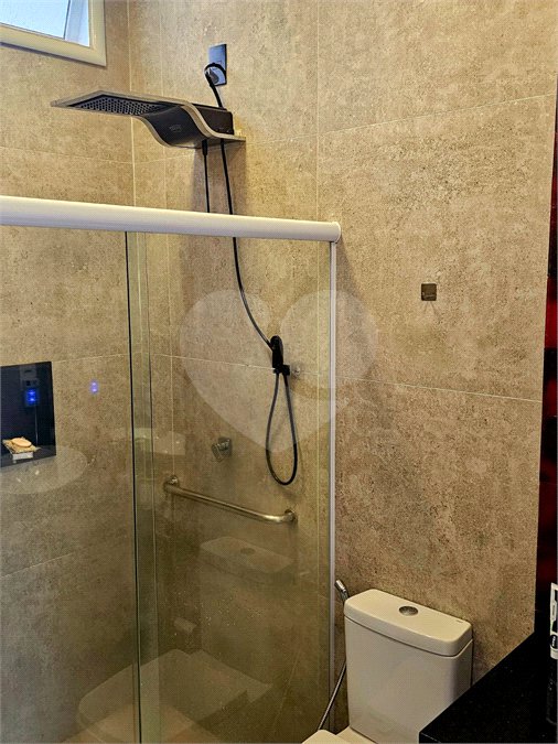 Casa á venda no condomínio Damha I