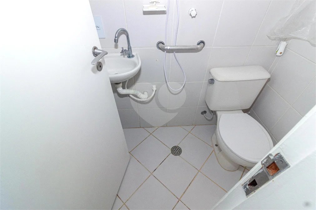 Apartamento à venda com 3 quartos, sendo 1 suíte, em Jardim Marajoara, São Paulo, SP