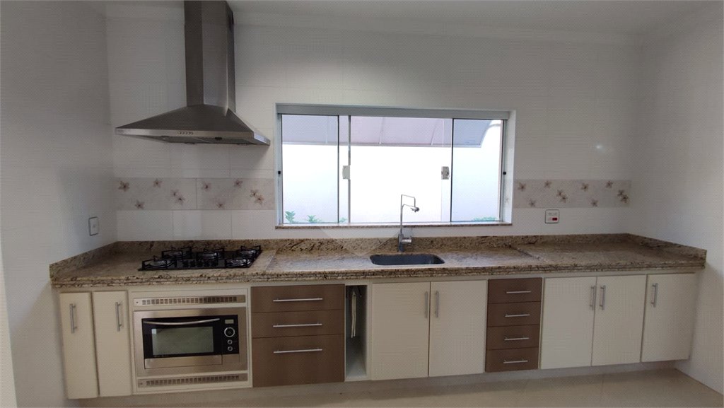 Casa à Venda de 5 dormitórios em São Carlos, no Residencial Eldorado
