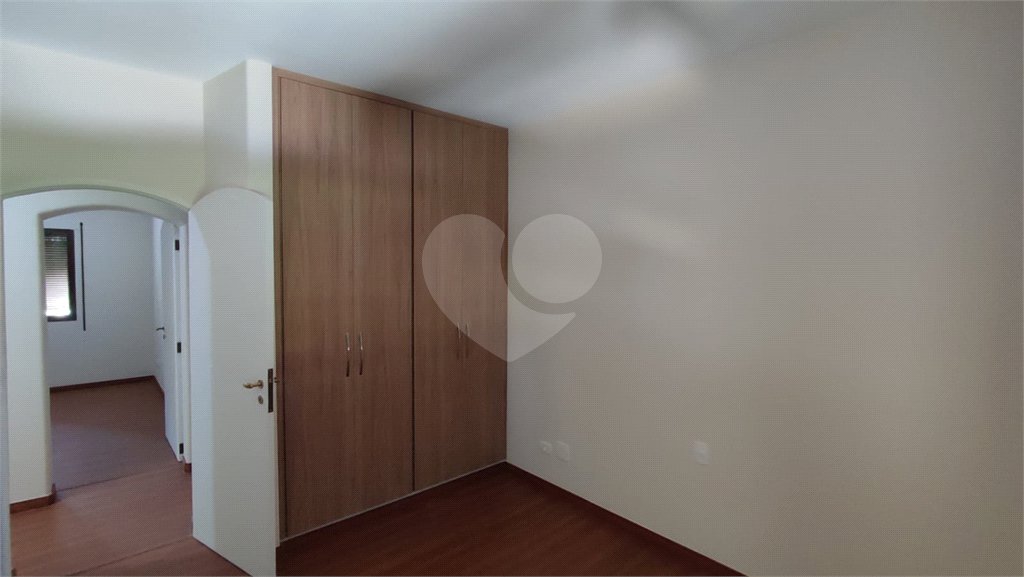 Apartamento de 3 dormitórios à Venda - Jardim Bethânia