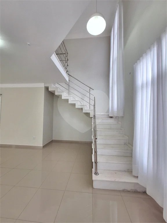 Casa para Locação no Condomínio Bosque dos Cambarás em Valinhos/SP
