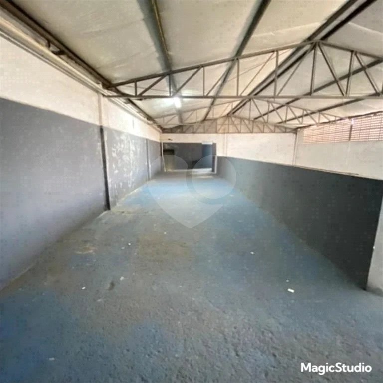 Galpão com 530m² , 3 banheiros , `venda em Guarulhos.