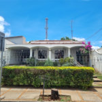 Casa comercial para locação no Centro