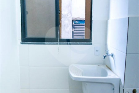 Apartamento novo para venda no condomínio Reserva dos Pinhais.