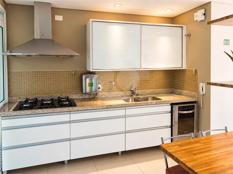 Ipiranga - 133 m² | 3 suítes | 2 vagas | Varanda gourmet | Porteira fechada
