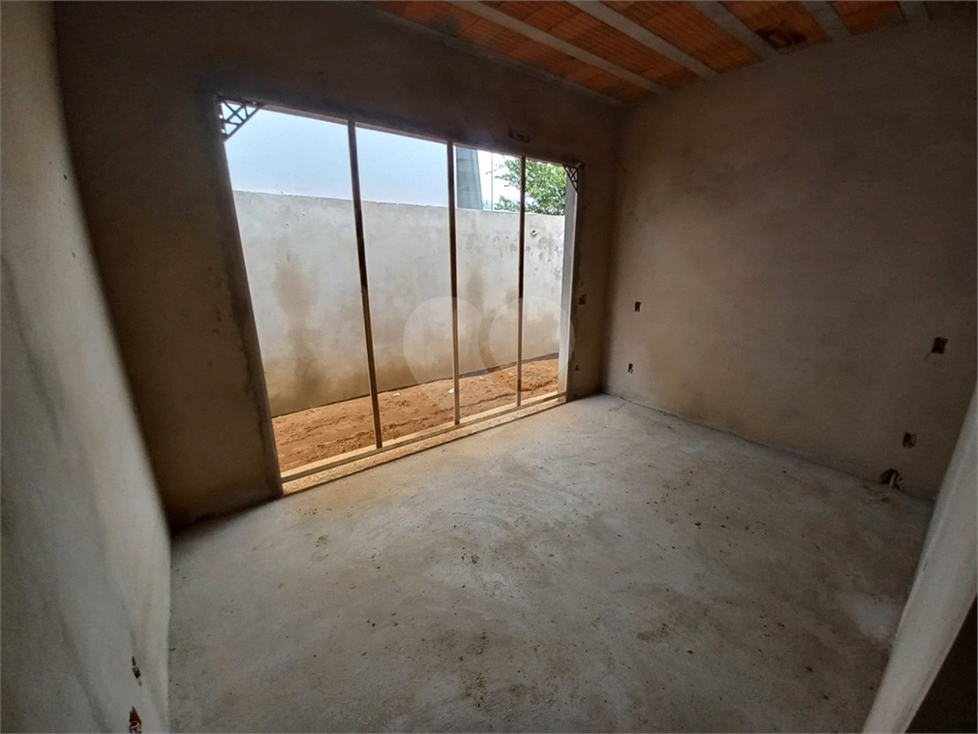 Casa Térrea no Condomínio Village Damha III.