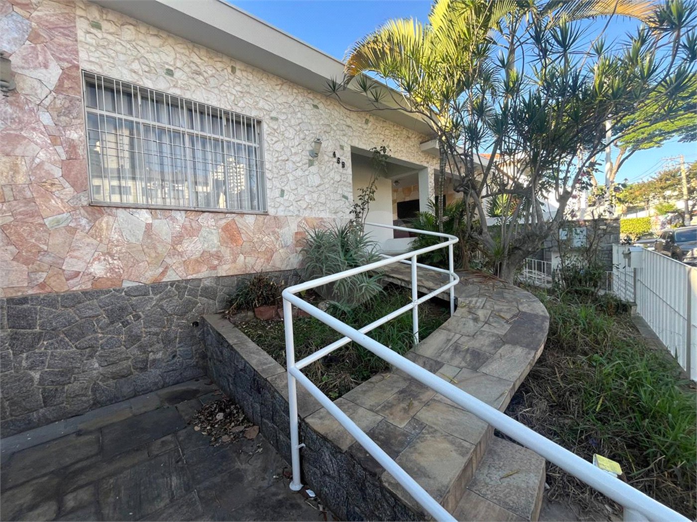 Casa Terrea a venda no bairro do Jardim França