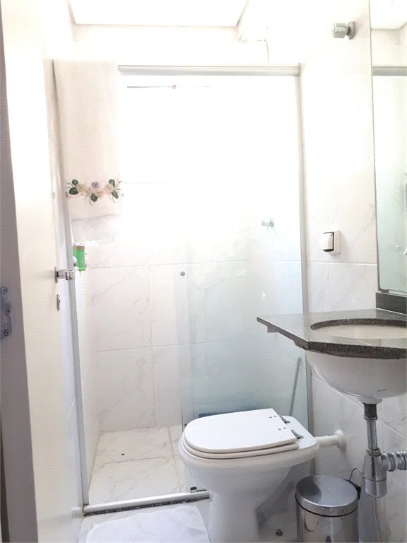 Sobrado à venda com 3 quartos, sendo 1 suíte, em Jardim Ester, São Paulo, SP