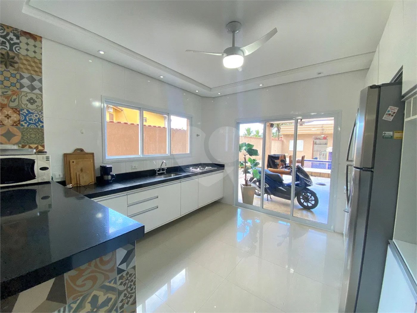 Casa à venda com 4 quartos, sendo 2 suítes,  em Morada da Praia, Bertioga, SP
