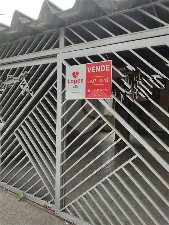 Casa Residencial à venda com 159m² e 4 dormitórios, localizado no bairro do Jaçana.