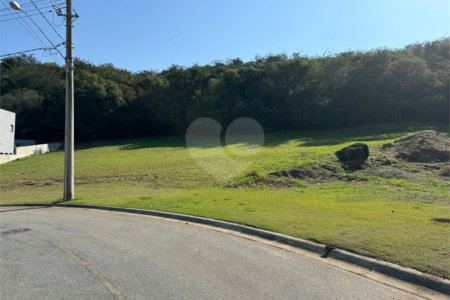 Terreno à Venda no Condomínio Santa Isabel 2 - Louveira/SP
